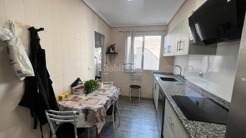 Foto ac66c4a7-7c55-42b1-9317-d5d752cde599. Appartamento con parcheggio in Llombai Burriana