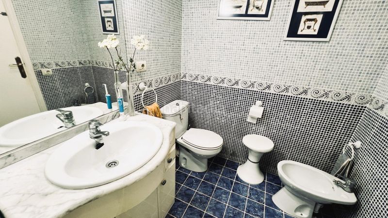 Foto cddec8ce-f07f-47a5-b3f3-7af3273cdc32. Apartament a calle apostol santiago 34 a Heliópolis Benicasim / Benicàssim