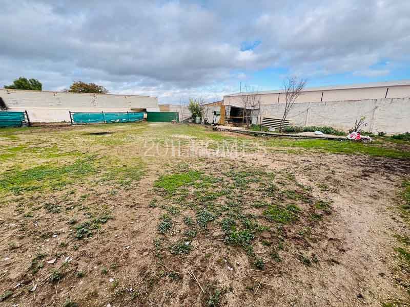 Foto f67dc176-7f49-4486-ba72-27355f79bf09. Industrial building in Roda de Andalucía (La)
