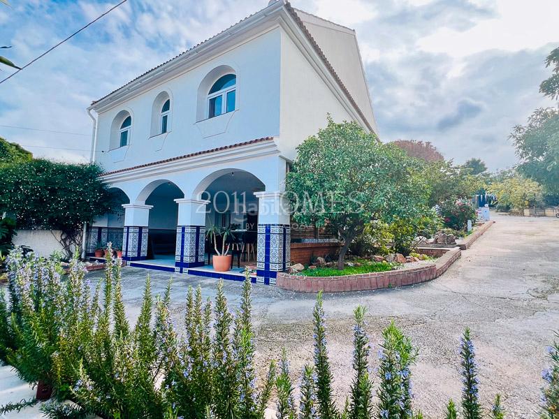 Foto 1d3cd589-e158-4dff-b6da-81be6e2eaf27. Xalet amb aparcament piscina a Pinos de Alhaurín Alhaurín de la Torre