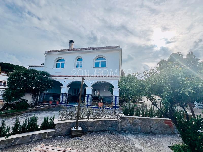 Foto b761cfee-ddcf-4b90-b1c4-3967070abd03. Xalet amb aparcament piscina a Pinos de Alhaurín Alhaurín de la Torre