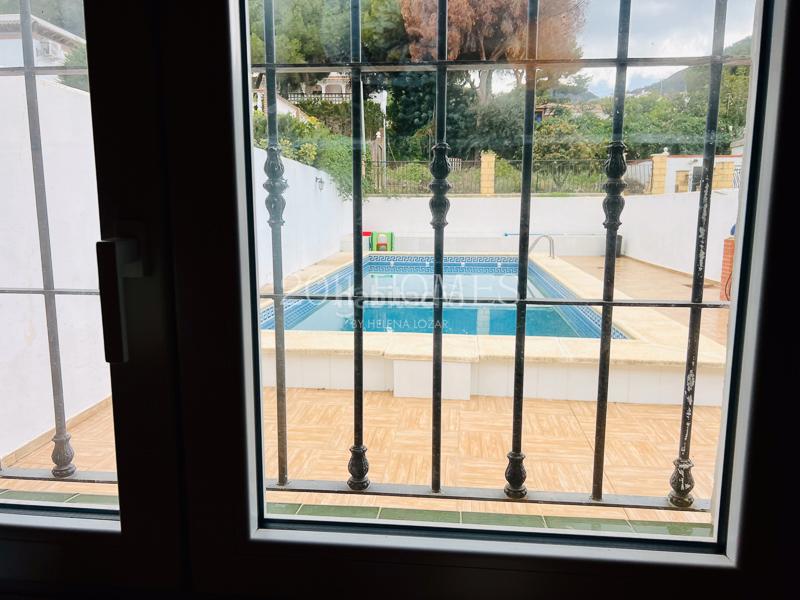 Foto df573f5b-db8c-4890-810c-3c456c25a12c. Xalet amb aparcament piscina a Pinos de Alhaurín Alhaurín de la Torre