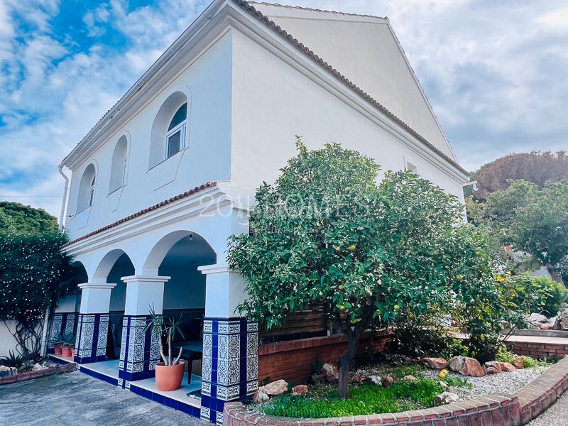 Foto e9b303e9-7b84-48f5-85d8-74aa96f21970. Xalet amb aparcament piscina a Pinos de Alhaurín Alhaurín de la Torre