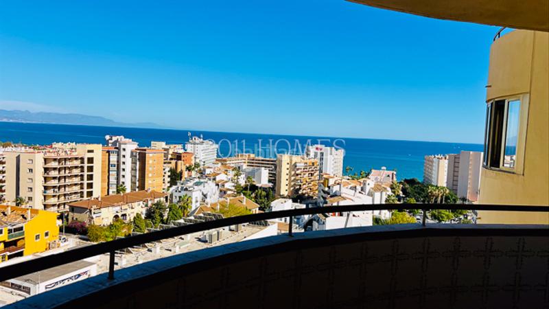 Foto 93f8816b-a7e3-4dd1-b68a-4bd3e4b15095. Appartamento in calle decano josé gómez rando 2 in Torremolinos