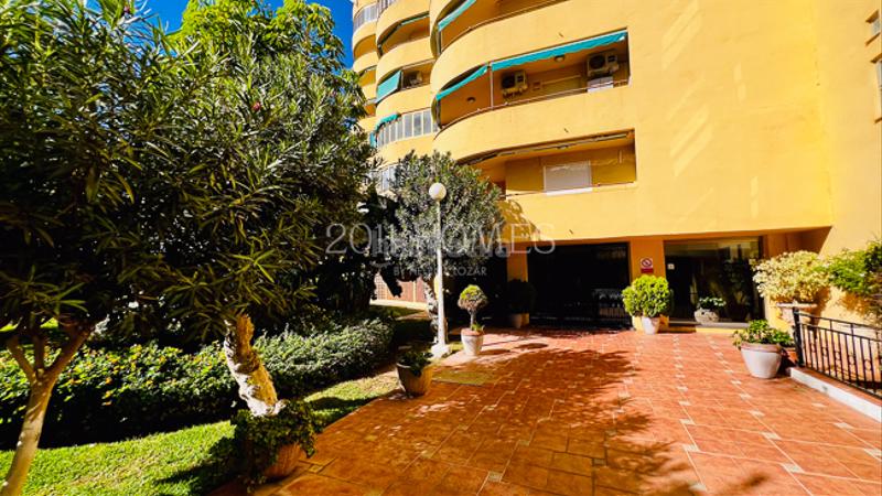Foto e125c199-0879-4bc5-925d-93b1fa137cc0. Appartamento in calle decano josé gómez rando 2 in Torremolinos