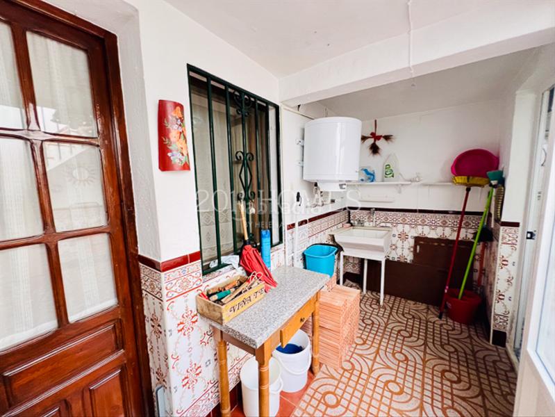 Foto 6bf37aef-c122-4ede-8fb6-5822216fd8b6. Casa in Campillos