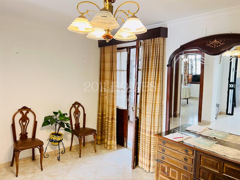 Foto b36fb6f9-b63e-4d5d-8666-b90669d90518. Casa in Campillos