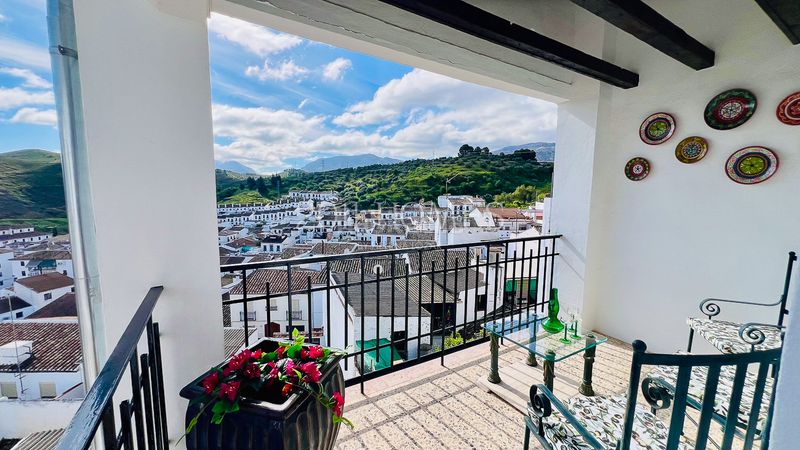 Foto 22dc788b-7f32-423f-9c97-86422c3e971d. Casa amb xemeneia calefacció aparcament a Casco Histórico Antequera