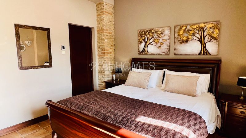 Foto 9c0b7d98-b092-470e-b5d4-37187fce1a47. Casa amb xemeneia calefacció aparcament a Casco Histórico Antequera