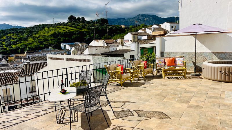 Foto b092149f-98ba-47dc-b3d1-37b24639dad2. Casa amb xemeneia calefacció aparcament a Casco Histórico Antequera