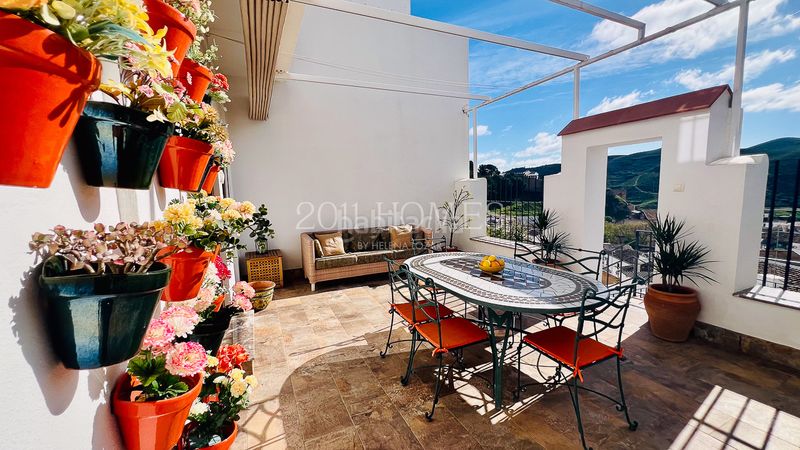 Foto f8d75e42-fc58-4d72-93b5-b7f9f2881fed. Casa amb xemeneia calefacció aparcament a Casco Histórico Antequera