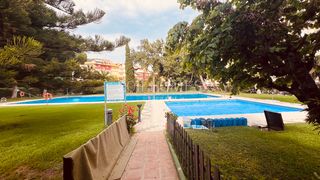 Flat in Calle ricardo lópez barroso 2. Maravilloso piso con tres dormitorios, todo exterior y con inmej