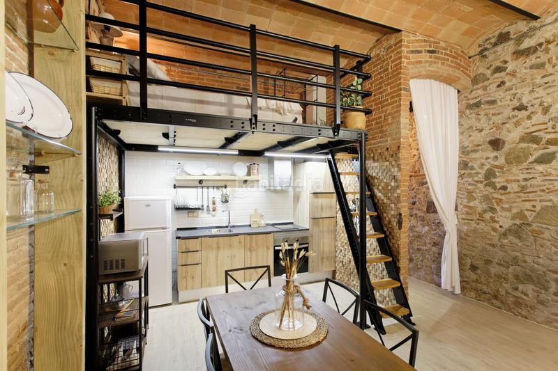 Foto 21f75bd5-f118-4713-b3ec-292ff8501fa9. Estudio en carrer gran de sant andreu 364 estudio completamente reformado en Barcelona