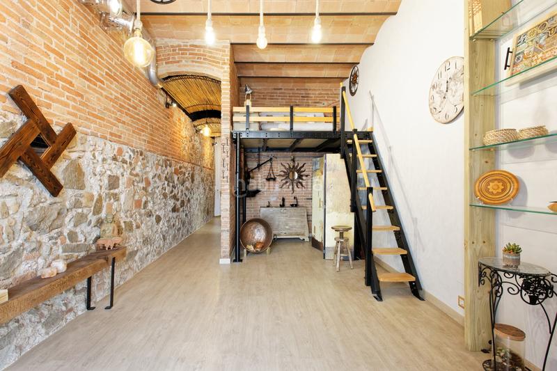 Foto a29031fb-80d7-4624-a072-7a342ef7def9. Estudio en carrer gran de sant andreu 364 estudio completamente reformado en Barcelona
