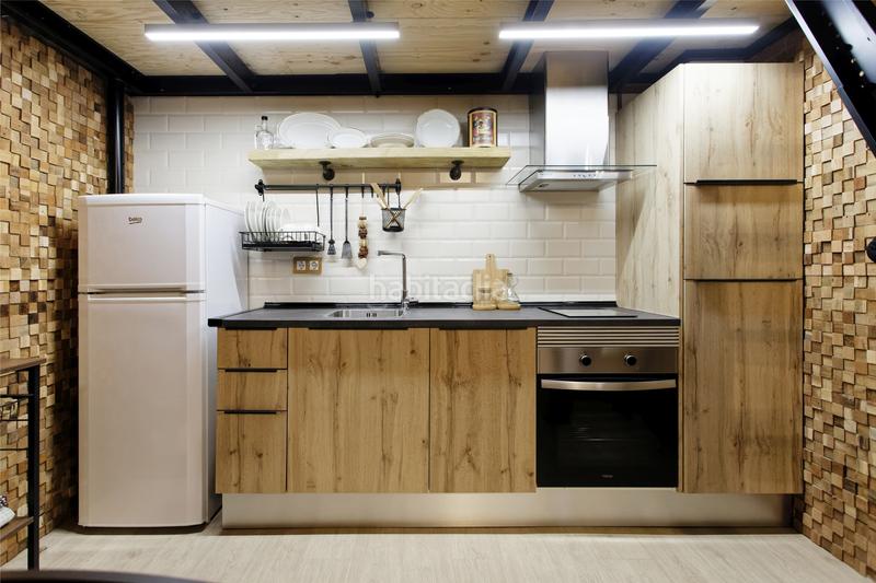 Foto ac00ca8d-33af-45c9-bb18-f2813ff7cdce. Estudio en carrer gran de sant andreu 364 estudio completamente reformado en Barcelona