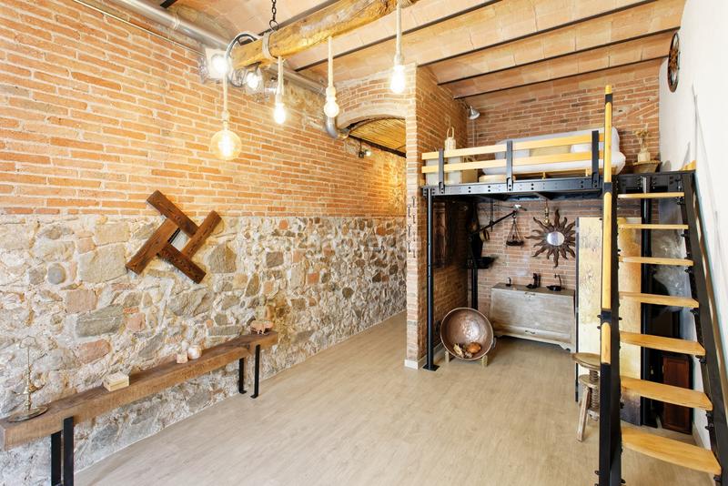 Foto b459ded1-d80b-48fb-824f-f78a6e6f8ff3. Estudio en carrer gran de sant andreu 364 estudio completamente reformado en Barcelona