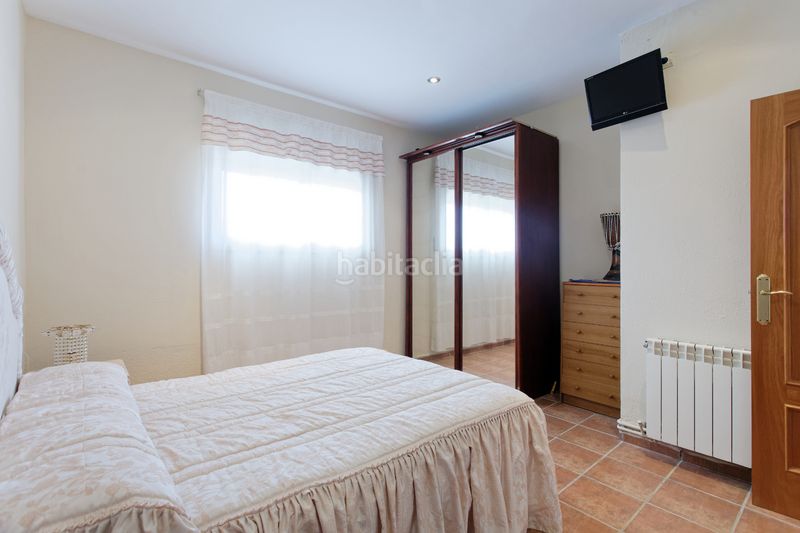 Foto a5a33f5b-a851-4f62-9f95-159c3f324ba6. Chalet mit heizung pool in Piera