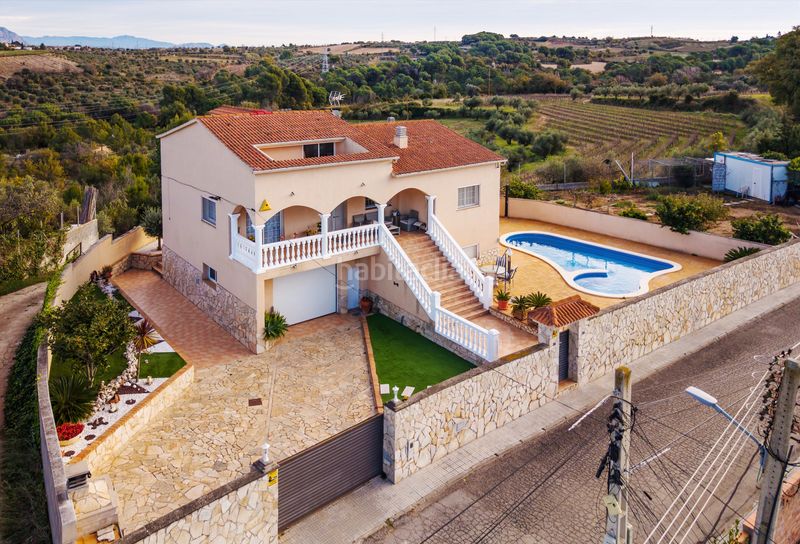 Foto a65c3b11-b87e-4fe0-8abe-637af78f37db. Chalet mit heizung pool in Piera