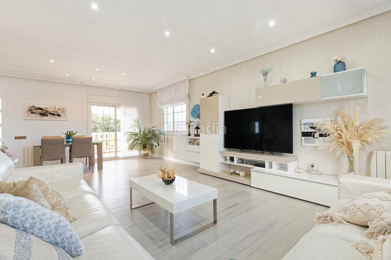 Foto a1f80265-7853-4525-a97b-990273e75df5. Chalet con riscaldamento piscina in Piera