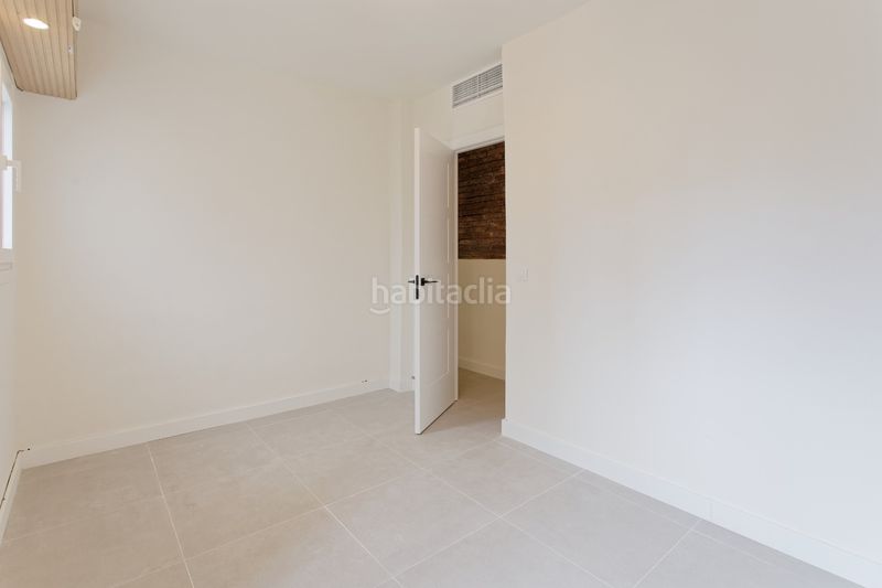 Foto 86747b4d-d03d-4872-8e64-12c4226837e0. Pis amb calefacció a Vila de Gràcia Barcelona