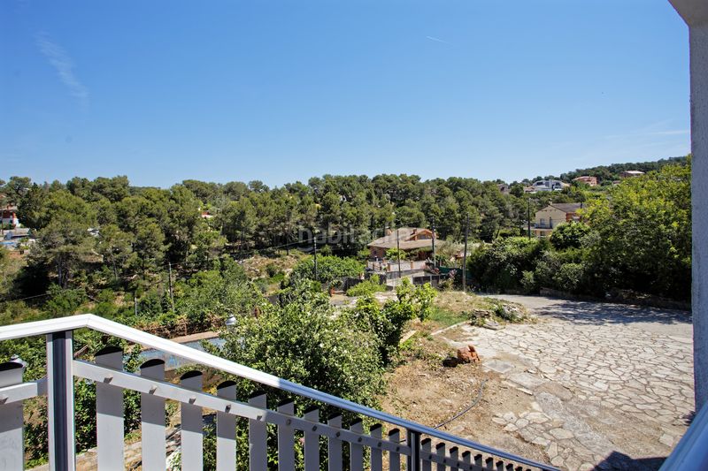 Foto b3ef9200-b4ef-4af3-b82d-7400baf779f8. Xalet amb calefacció aparcament piscina a Vallirana