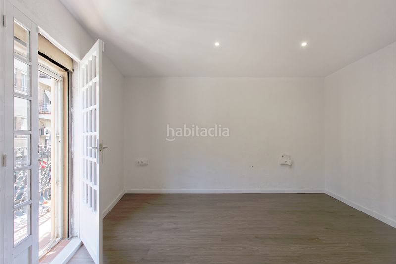 Foto c3bdd528-bddf-459d-a37c-2314f8bbca28. Pis a La Torrassa Hospitalet de Llobregat (L´)