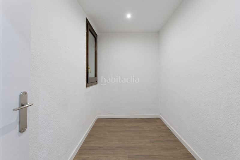 Foto c447f3fa-2ae9-4f19-aaef-0ccac8a0d240. Pis a La Torrassa Hospitalet de Llobregat (L´)