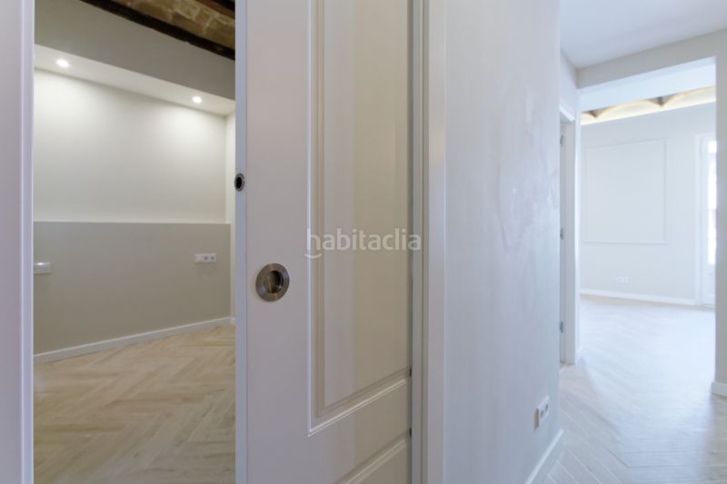 Foto ca9cdc07-8262-4c76-aaaa-0b1b15ba2330. Pis amb calefacció a La Nova Esquerra de l´Eixample Barcelona