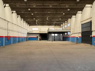 Rent Business premise in Carretera barcelona 124. Nave insdutrial comercial en la entrada del barbera del valles