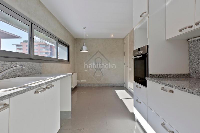 Foto 1ec2f702-a81c-42b5-a07a-dbb7d56804d0. Affitto appartamento con riscaldamento parcheggio in Barcelona