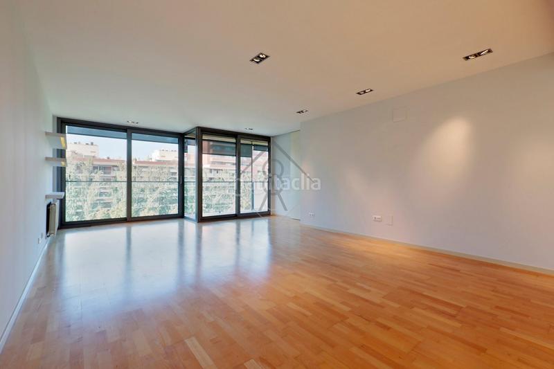 Foto 903d3412-1845-4d43-ab29-f764ee5b5962. Affitto appartamento con riscaldamento parcheggio in Barcelona