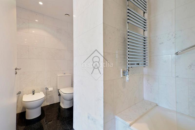 Foto 4e5a97c8-ebaf-4c52-b0b8-1fbd1a8eea28. Rent flat with heating parking in Tres Torres Barcelona