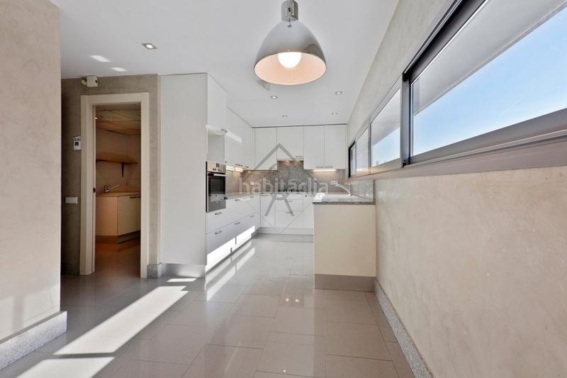 Foto 828305ce-6068-4083-8d29-125bc9117731. Rent flat with heating parking in Tres Torres Barcelona