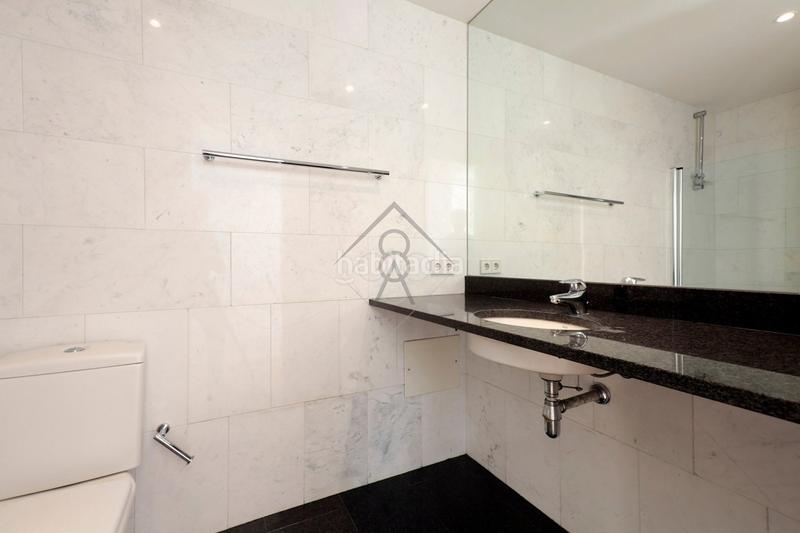 Foto dcf0d7ab-4efb-4761-81e4-f9580b80ee13. Rent flat with heating parking in Tres Torres Barcelona