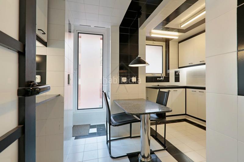 Foto 7cfd09d0-e65c-455d-b621-6ac35ed627ba. Affitto attico con riscaldamento parcheggio in Sarrià Barcelona