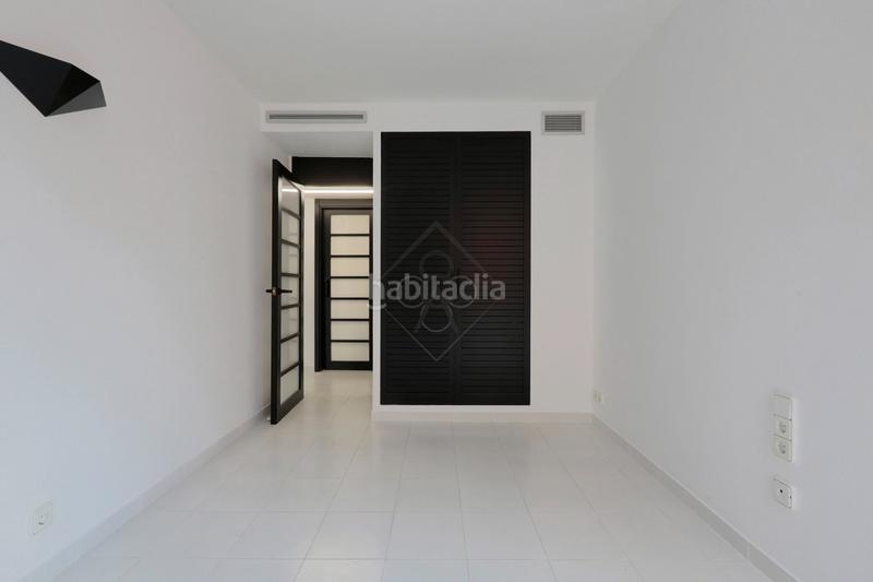 Foto 7acc3e95-be86-4515-84c4-277c3d7ca7ea. Lloguer àtic amb calefacció aparcament a Sarrià Barcelona