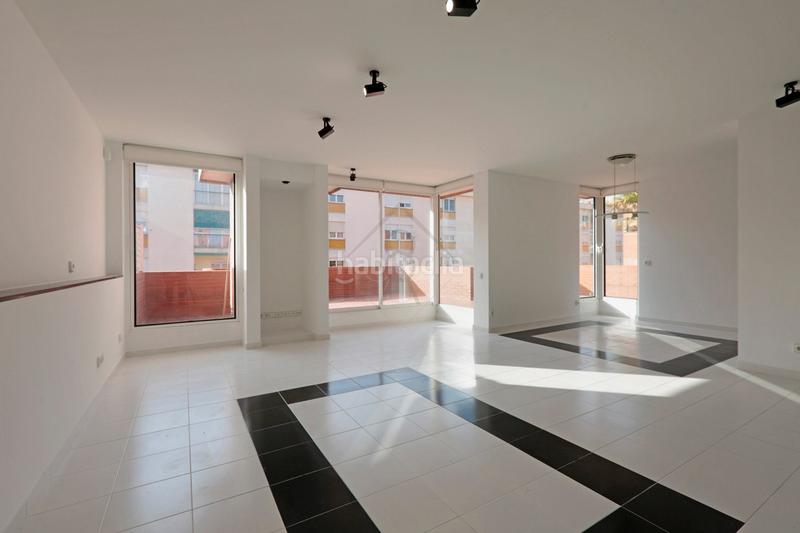 Foto 7444b01c-7225-448b-839a-bbccafdbc552. Miete dachwohnung mit heizung parking in Sarrià Barcelona