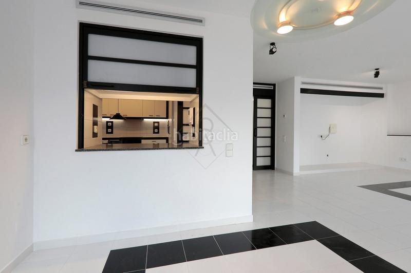 Foto e55e4161-9e8b-4522-bf3f-9e3cec5493bc. Miete dachwohnung mit heizung parking in Sarrià Barcelona