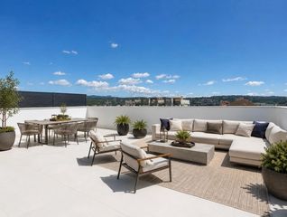 �tic  Carrer martorell. �tico con terraza privada de 50 m2  a estrenar plaza de garaje i