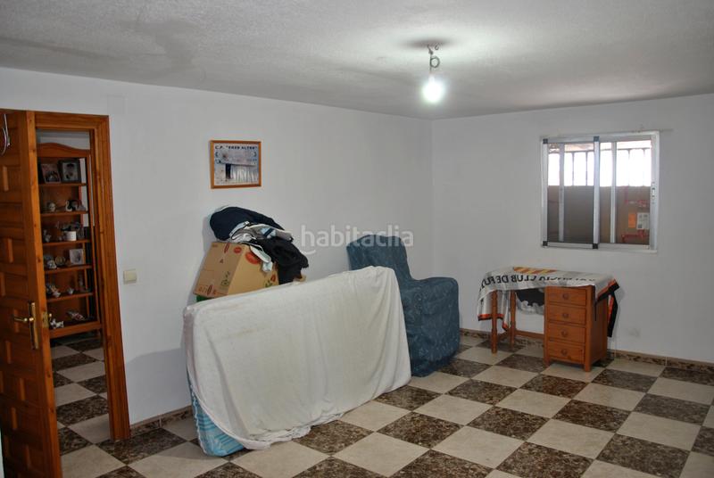 Foto d7d23ce9-64d5-4a34-af68-0635496b4d31. Casa adosada se vende casa en Zona Sur - Av. De España - San Miguel Plasencia