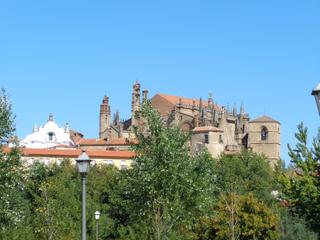 Miete Geschäftsraum  Vial camino. Se alquila local en plasencia