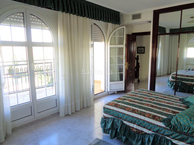 Foto 0b35a8ce-b4d5-414f-80e4-77f1591d59bd. Casa aparellada amb calefacció aparcament a Los Pinos - El Pilar Plasencia