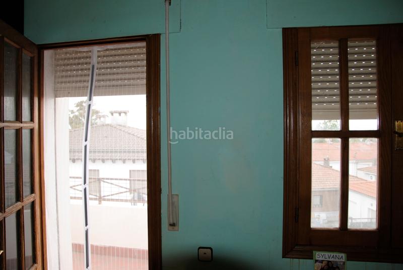 Foto 02a5dfc3-43c7-4a51-b6e4-29c29891f935. Doppelhaus mit heizung parking in Malpartida de Plasencia