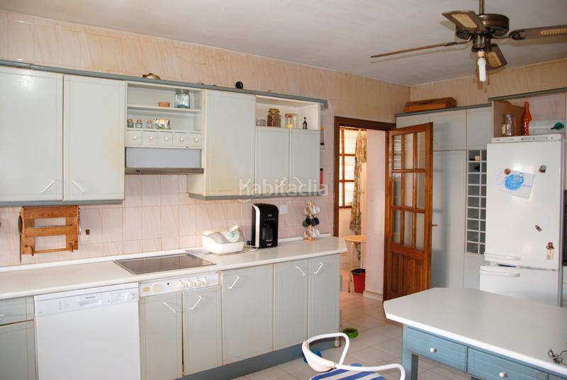 Foto 27044735-aafc-4fc2-a89d-06d956d43259. Doppelhaus mit heizung parking in Malpartida de Plasencia