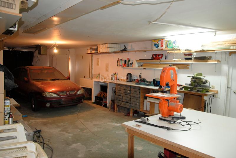 Foto 9c030971-aea7-4989-9736-e583aa1603b2. Doppelhaus mit heizung parking in Malpartida de Plasencia