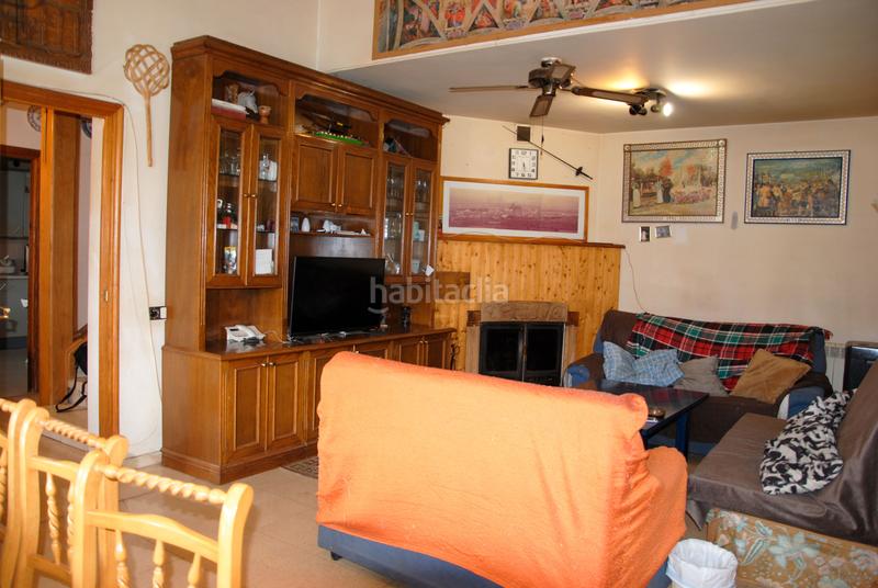 Foto b899efe5-d319-42d9-b89d-d99c14ecb65f. Doppelhaus mit heizung parking in Malpartida de Plasencia