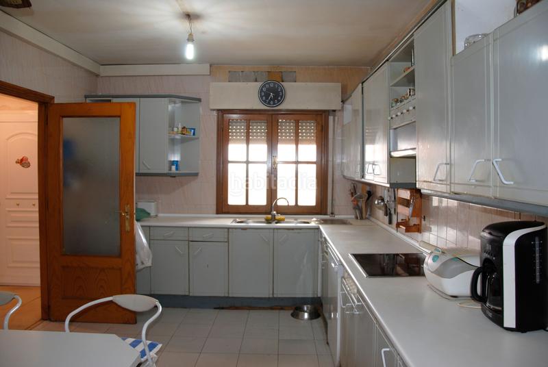 Foto c55f9517-856e-405f-b046-b730dab4282a. Doppelhaus mit heizung parking in Malpartida de Plasencia