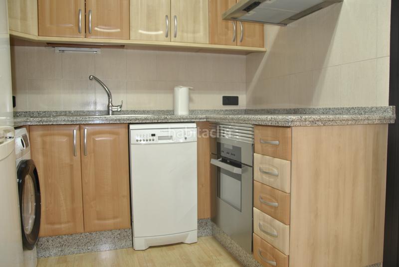 Foto b4514fdc-2ae7-460f-b494-9c70a00c997f. Dúplex amb calefacció a Los Pinos - El Pilar Plasencia