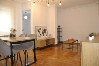 Appartement  Avenida juan carlos i. Se vende apartamento en plasencia