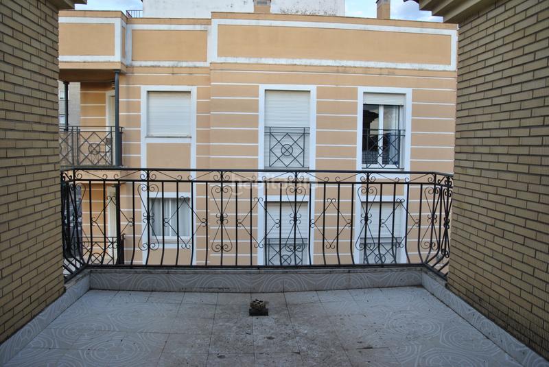 Foto 27fe8b3e-040b-4aed-9142-adec2200ea57. Maison jumelée avec chauffage parking dans Coria